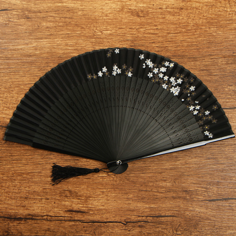 扇子折扇中国风复古风精致镂空檀香竹装饰小夏季随身迷你(请先与客服