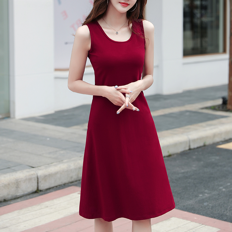 大码红色适合胯大的连衣裙2019年新款宽肩小吊带高腰打底无袖a字长裙