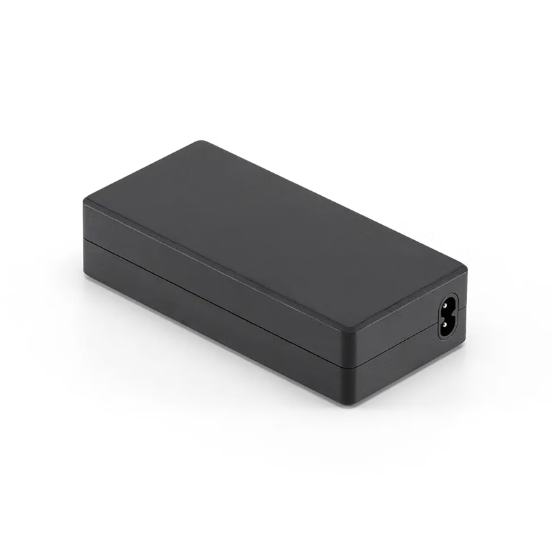 大疆240W桌面充电器适配 经纬 4T/4E/4D/4TD拥有一个SDC输出接口和一个USB-C输出接口 提货卡高清大图