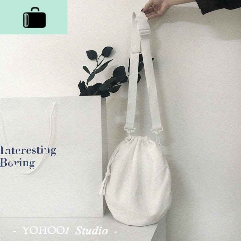 简约抽绳半圆包 纯色百搭斜挎包帆布单肩布袋日韩女小NEW LAKE 白色女士单肩包图片