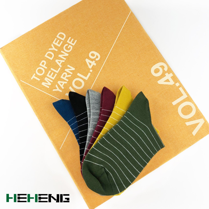 Heheng·和亨 条纹日韩ins学院风棉潮流中筒袜透气堆堆袜四季女袜