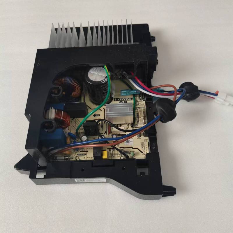 帮客材配 全新原装 P0970142349苏宁小Biu空调KFR- 35G/BUF(A1)K 外机主板 收前验货高清大图