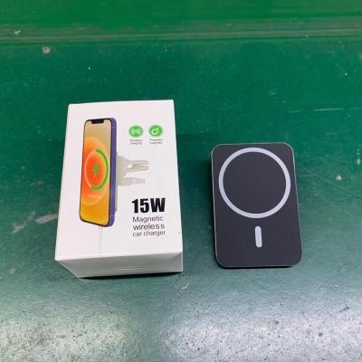 厂家直销适用于苹果12车载无线充电器车载支架磁吸款MAGsafe支架 黑色