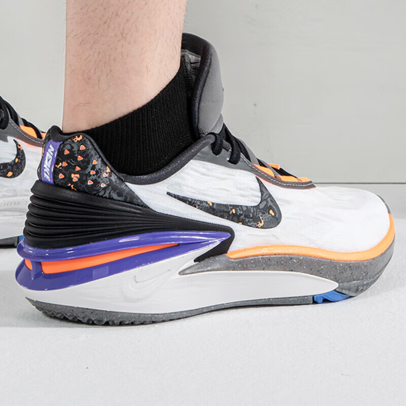 耐克nike男鞋新款airzoomgtcut2低帮轻便减震实战训练运动篮球鞋fn