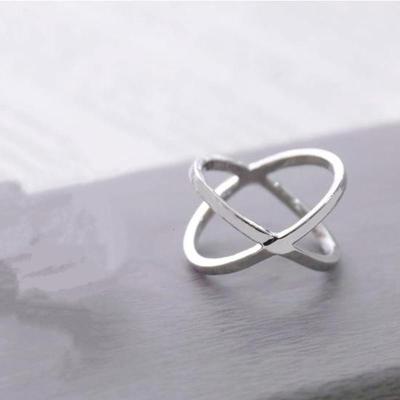 交叉立体镂空戒指金色指环银色戒饰女款手饰品送女朋友七夕情人节礼物