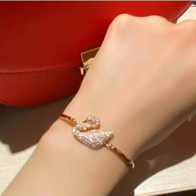施华洛世奇(SWAROVSKI) 玫瑰金天鹅手镯 送恋人5142752