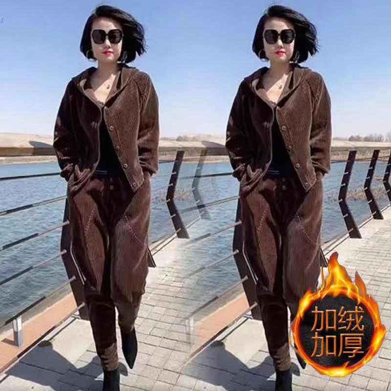加厚网红套装女秋季2021年新款宽松哈伦裤休闲洋气时尚妈妈两件套