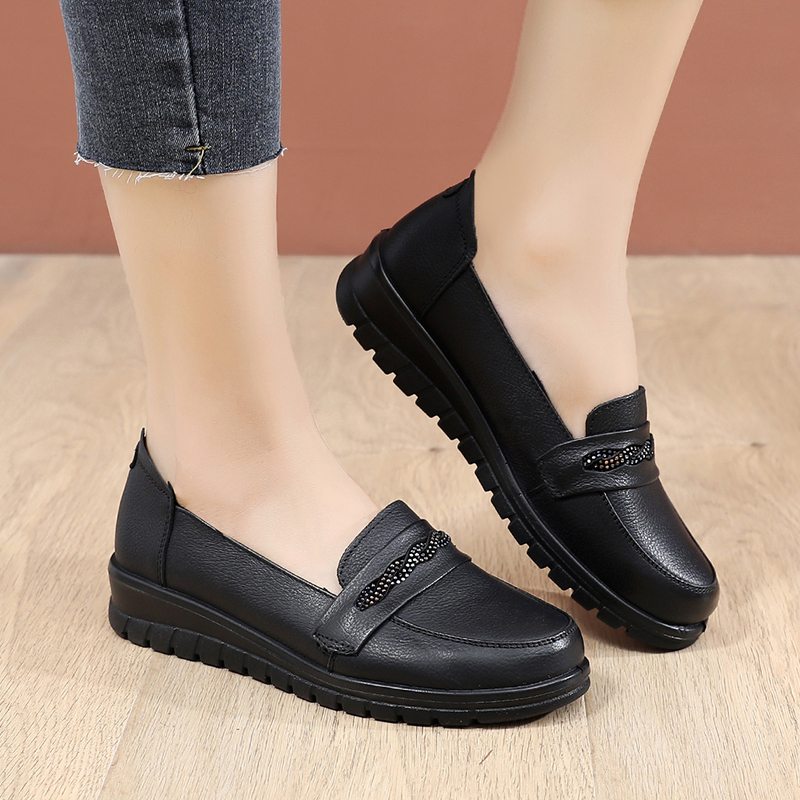 木林森秋新款女鞋时尚真皮小皮鞋女士单鞋乐福鞋潮流休闲鞋女透气妈妈