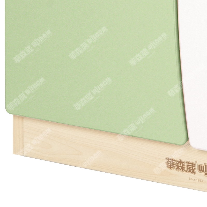 华森葳儿童布娃娃妈咪化妆台-浅绿色 布娃娃衣柜-浅绿色高清大图