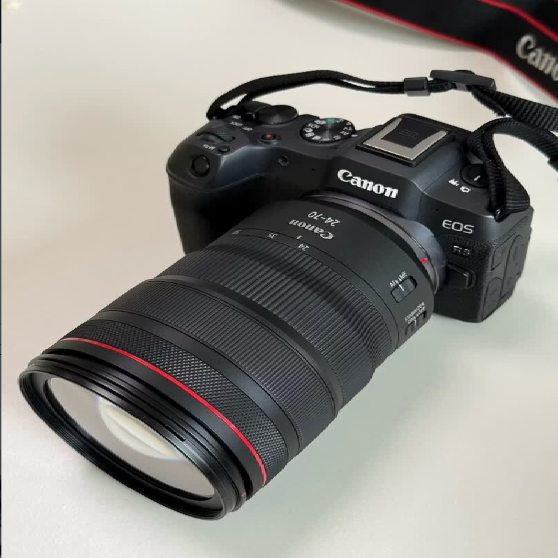 佳能Canon RF24-70mm f2.8 L IS USM 大光圈防抖专业镜头 全画幅兼容 高清锐利拍摄高清大图