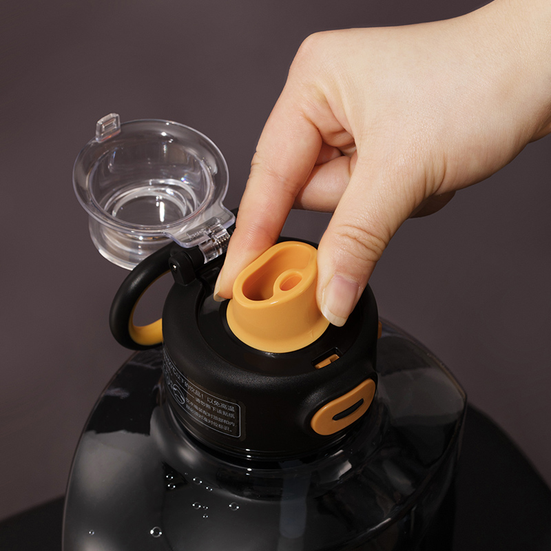 茶花 新漾大容量运动水壶1500 1500ml/个高清大图