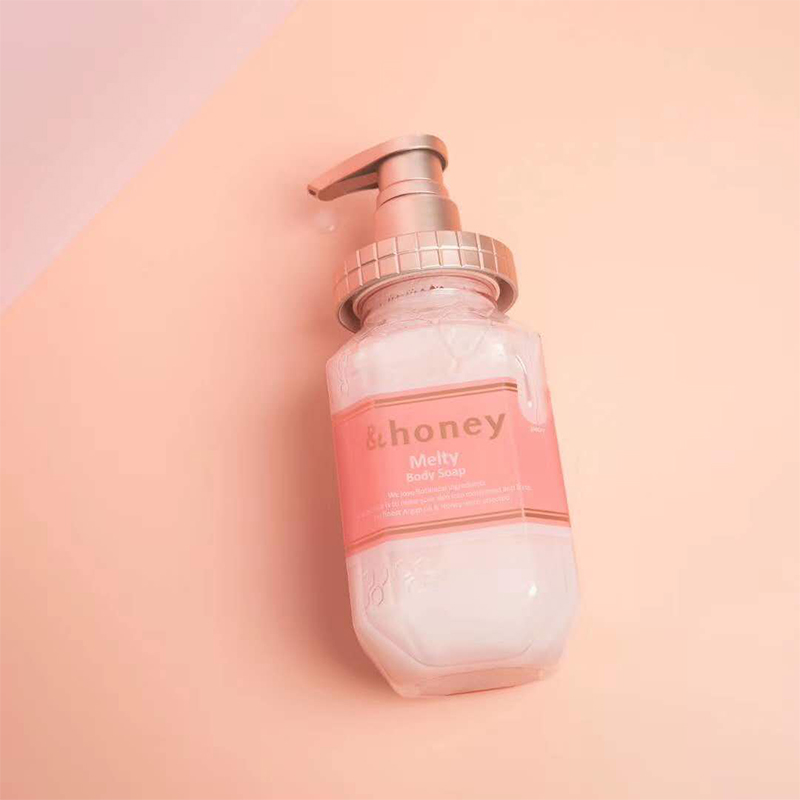 安蒂花子高保湿持久留香沐浴露高清大图