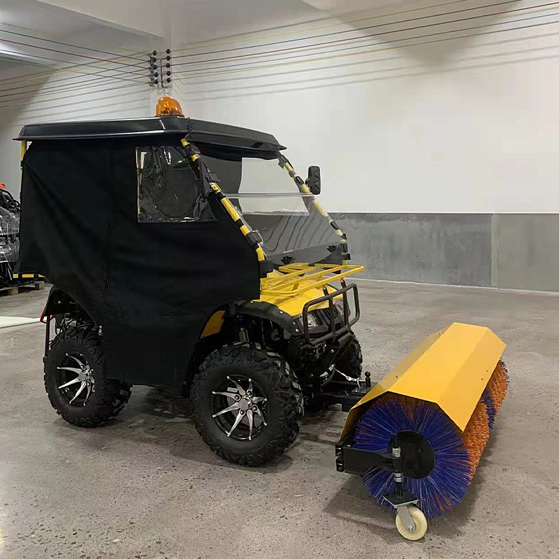 驾驶式沙滩扫雪车小型四轮多功能扫雪机铲雪车物业小区工厂街道燃油清雪车除雪车