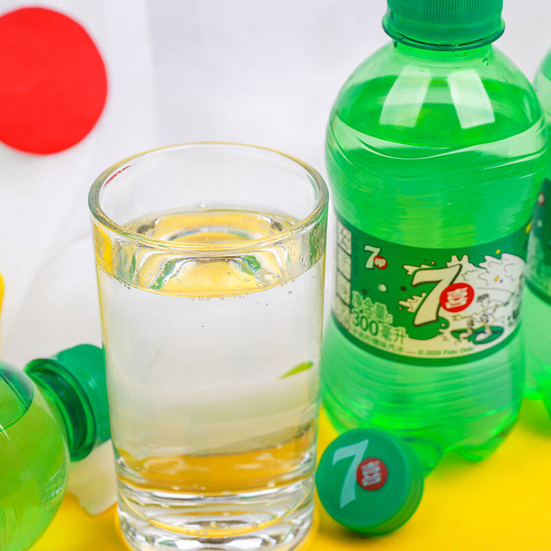 百事可乐 7喜 七喜7up 柠檬味 碳酸饮料 300ml*6瓶 (新老包装随机发货)高清大图