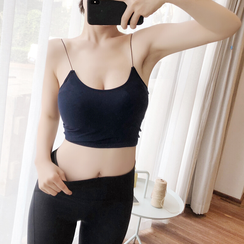 管阿姨十点半女装多色细肩带高弹性时尚舒适凉爽小带背心藏青色均码