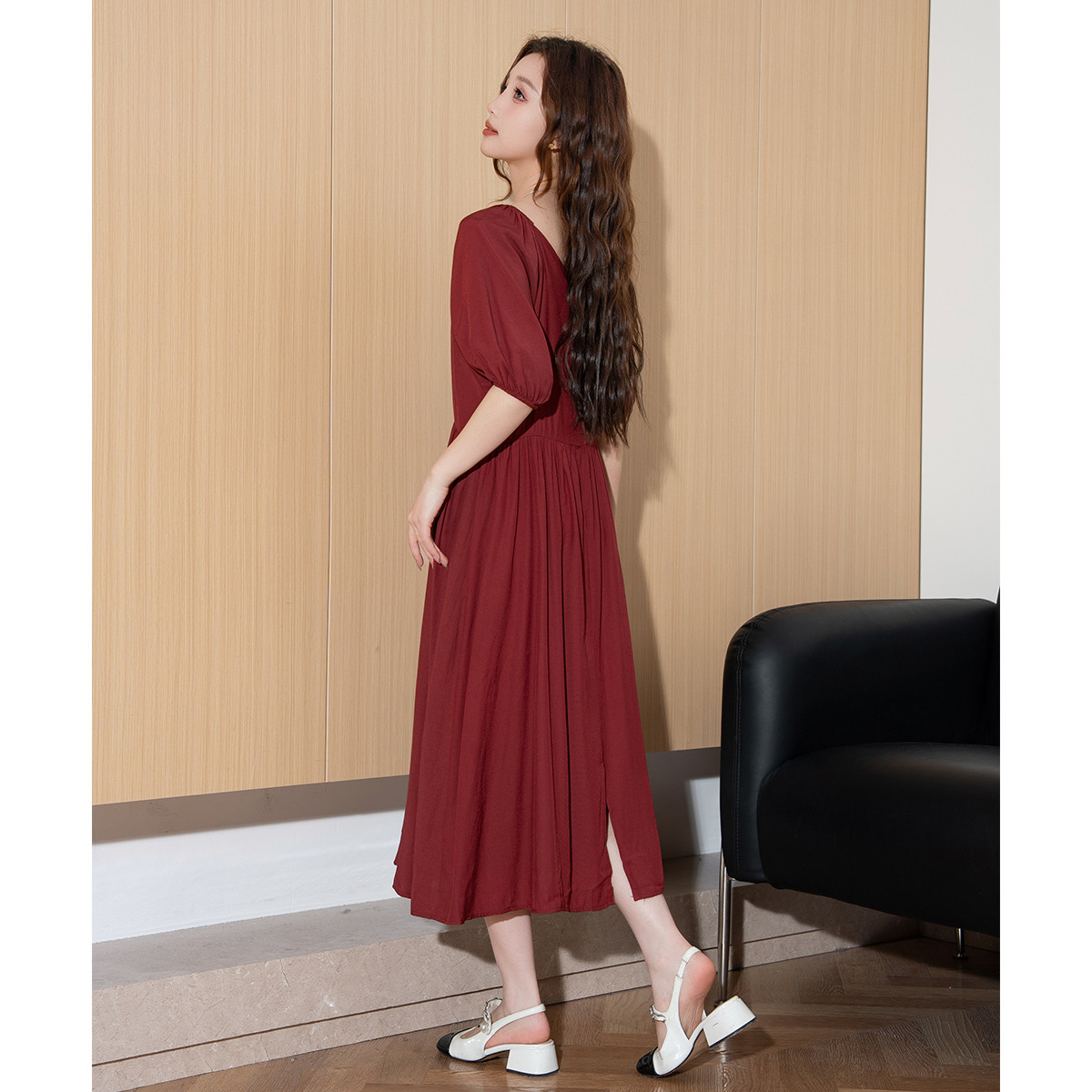 [2.5折价77元]唐狮夏季泡泡袖V领连衣裙女可爱温柔休闲中长裙百搭休闲