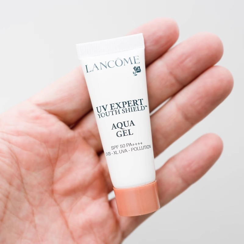 兰蔻(LANCOME)小白管防晒乳10ml 轻透水漾防晒乳SPF50 PA++++ 高倍长效保湿清透贴妆防晒霜