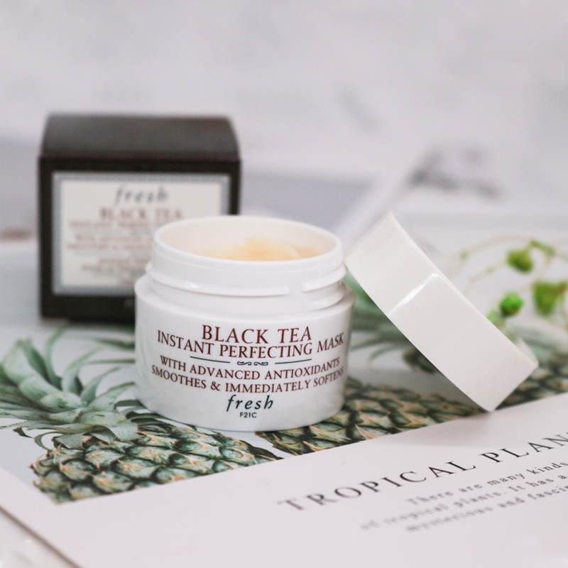 馥蕾诗FRESH红茶礼盒 红茶(凝时面膜15ml*2+精华液20ml*2+眼部精华露2ml*2+西柚香氛1.5ml*1)