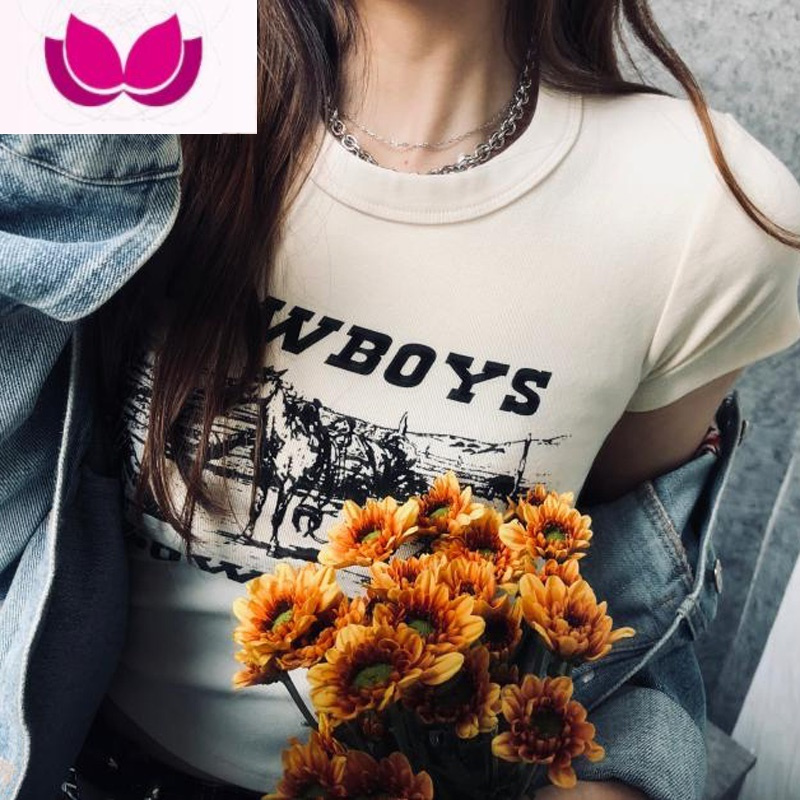 七斓正肩短袖t恤女ins夏季2023年新款修身显瘦辣妹短款设计感纯欲上衣