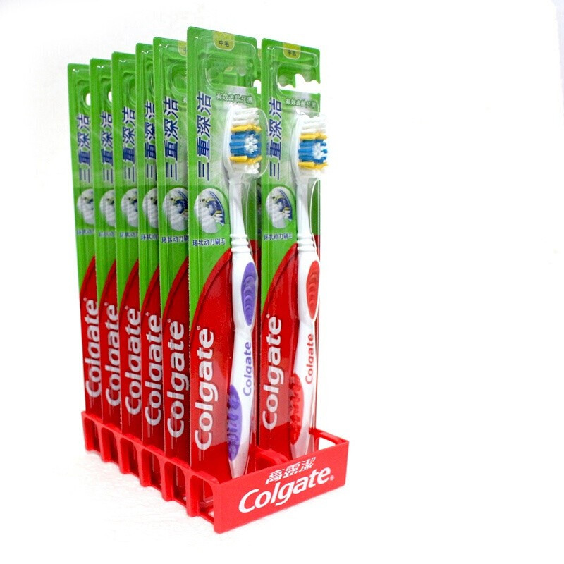 高露洁(Colgate)三重深洁牙刷 中毛护龈有效清洁牙缝刷毛颜色随机1支高清大图