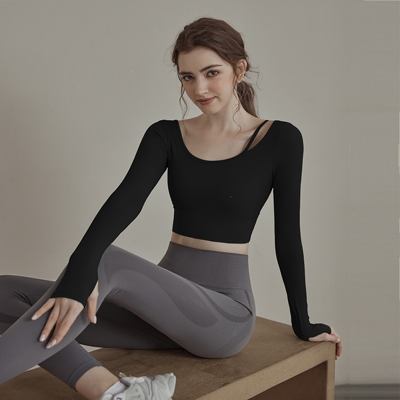 瑜伽服女(图1) 瑜伽服女