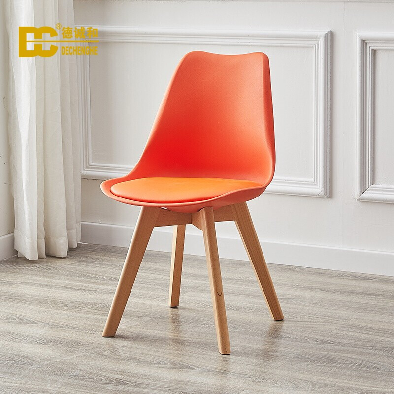 德诚和快捷型酒店系列套房简式塑壳书椅高清大图