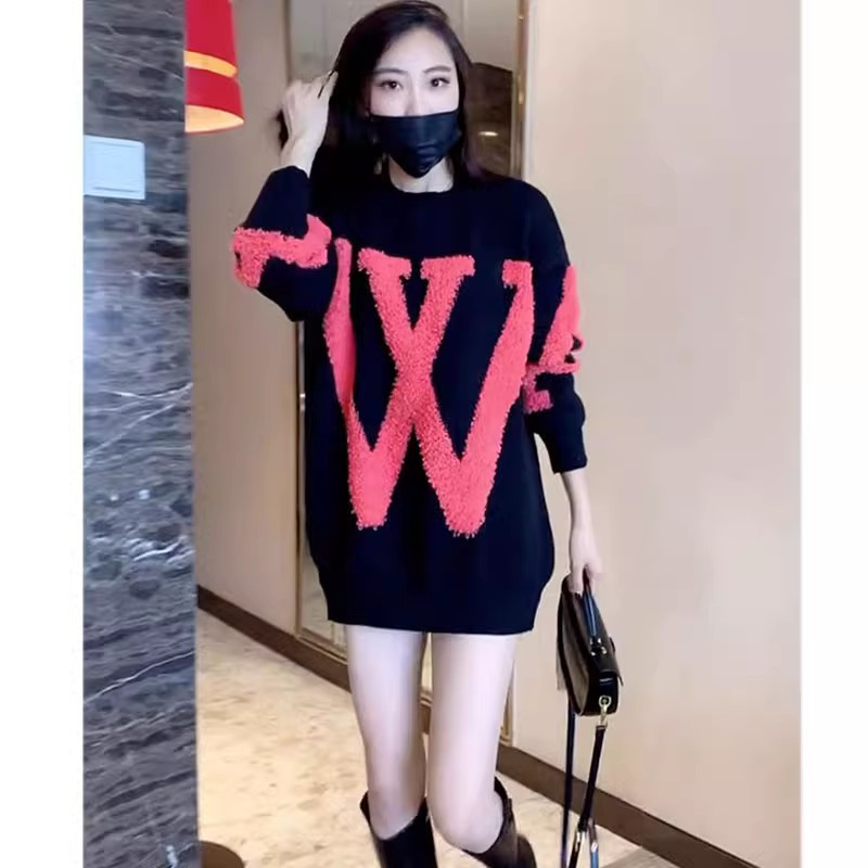 语娄新款2023时髦小香风中长款针织毛衣女小个子洋气加厚外穿上衣
