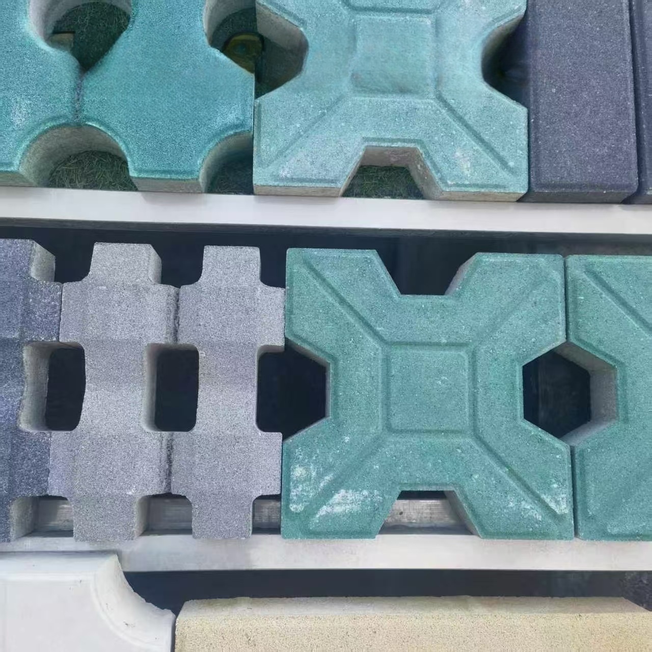 通泰福 混凝土草坪砖250*250*60mm块高清大图