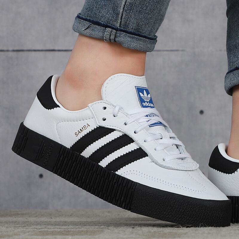 adidas阿迪达斯休闲板鞋女三叶草女鞋2020秋冬新款运动鞋复古休闲鞋板鞋FV0767
