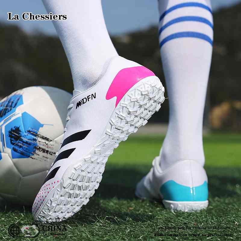 La Chessiers户外足球鞋碎钉tf男女儿童小学生青少年成人ag长钉防滑训练鞋情侣鞋大码 鸳鸯【月+粉】碎钉 37码