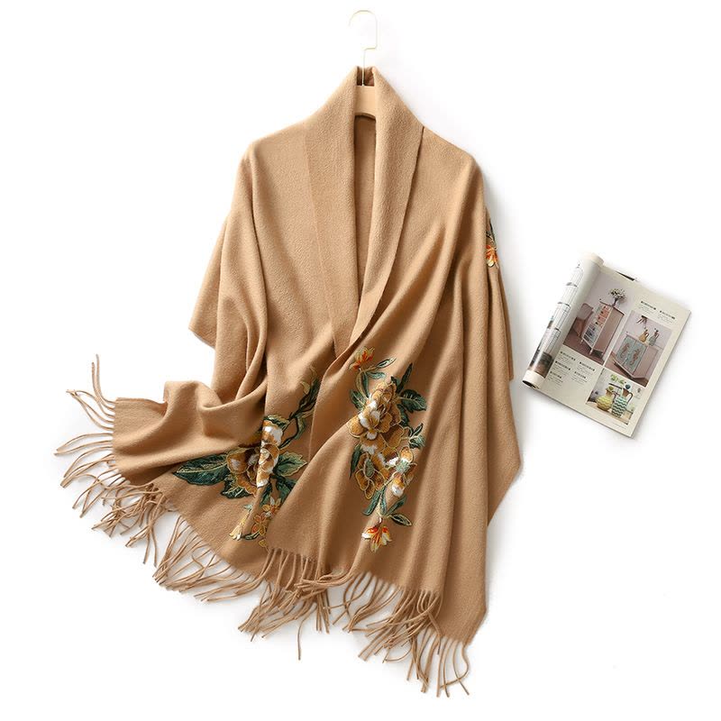 恒源祥羊毛围巾无羊绒披肩妈妈中老年妇女斗篷婆婆秋冬季驼色披风图片