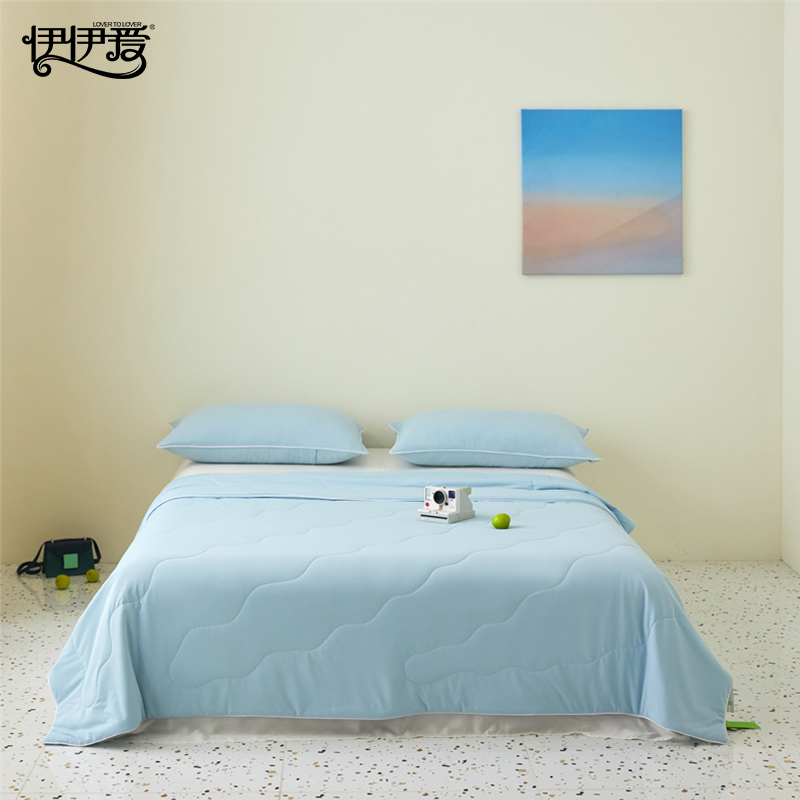 伊伊爱 双面撞色锦氨弹力大豆夏凉被高清大图