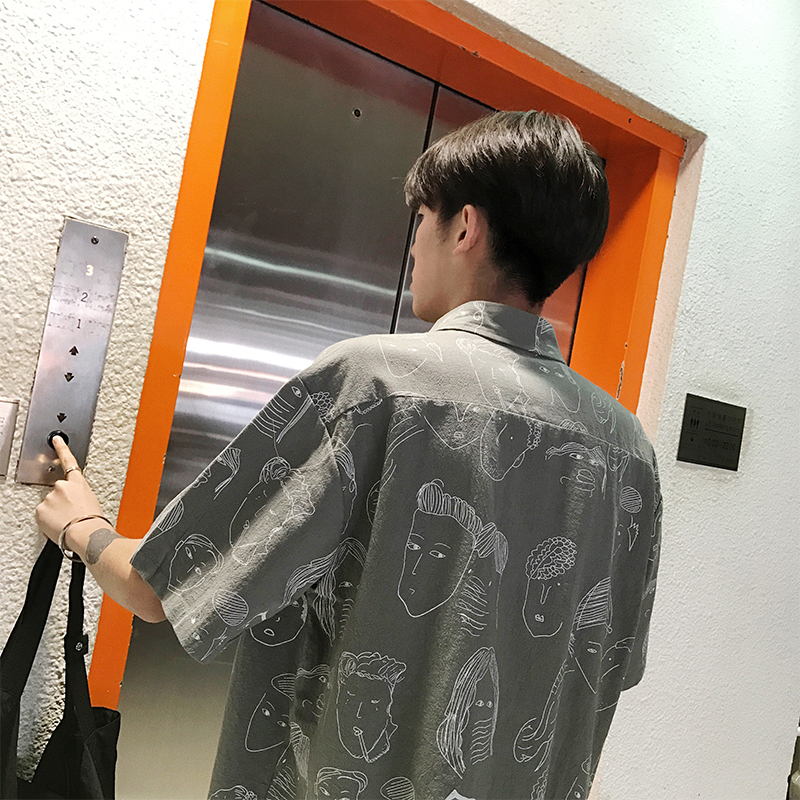 帅气港风休闲印花衬衫男个性百搭薄夏季年轻男士帅气衬衣学生简约