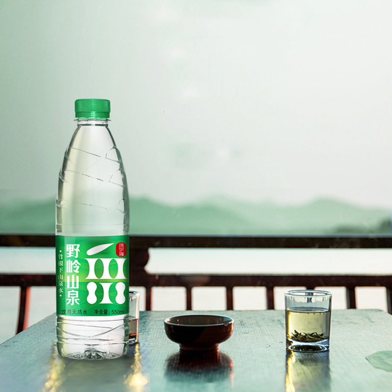 野岭山泉550ml9瓶2箱天然弱碱性饮用水