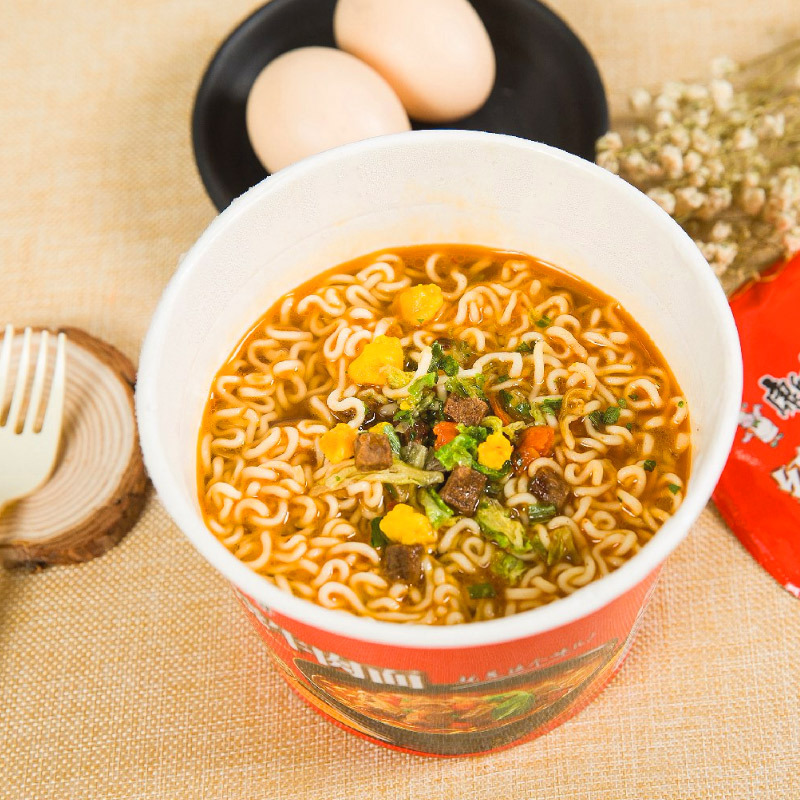 康师傅 红烧牛肉面 泡面整箱装休闲零食 单桶装