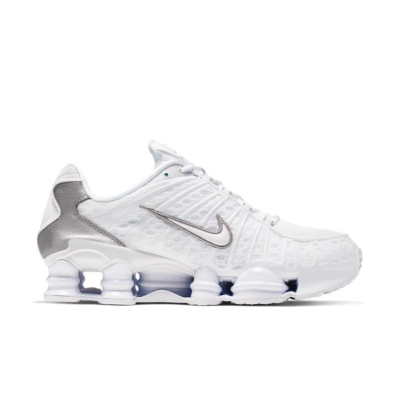 耐克(NIKE)SHOX科技全掌缓震透气网布休闲运动鞋男潮流百搭板鞋