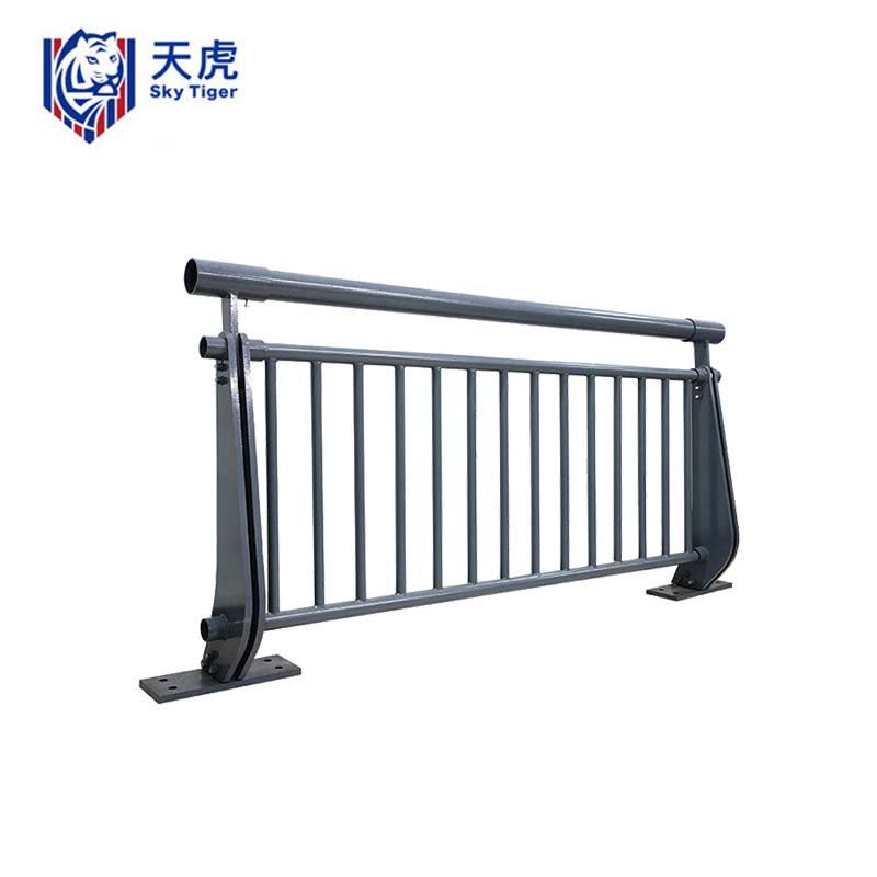 天虎 镀锌钢防撞护栏 1.2米高 米图片