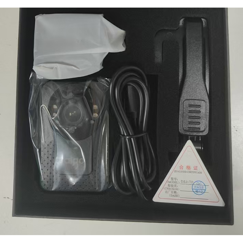 爱国者(aigo) 现场视音频记录仪 DSJ-T2 标配64G 台高清大图