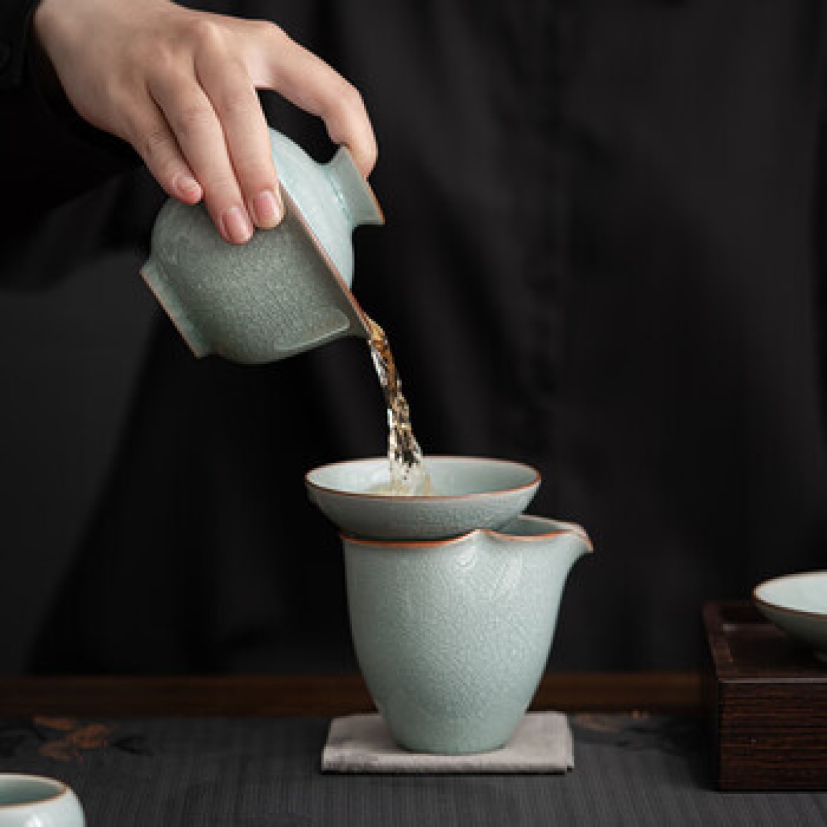 苏氏陶瓷(SUSHI CERAMICS)汝窑冰花釉茶具套装 开片可养金线泡茶壶三才盖碗8茶杯高档礼盒装_高清大图
