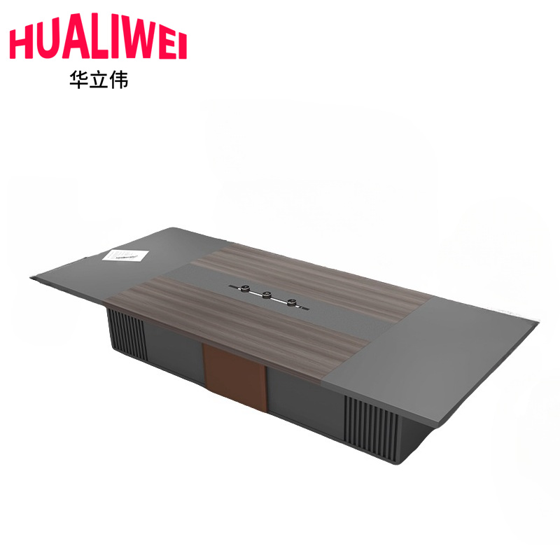 华立伟 1高清大图