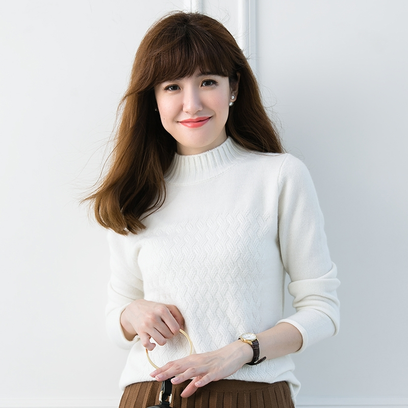 18秋冬新款半高领胸前编花毛衣女短款套头糖果色羊绒衫针织衫视频