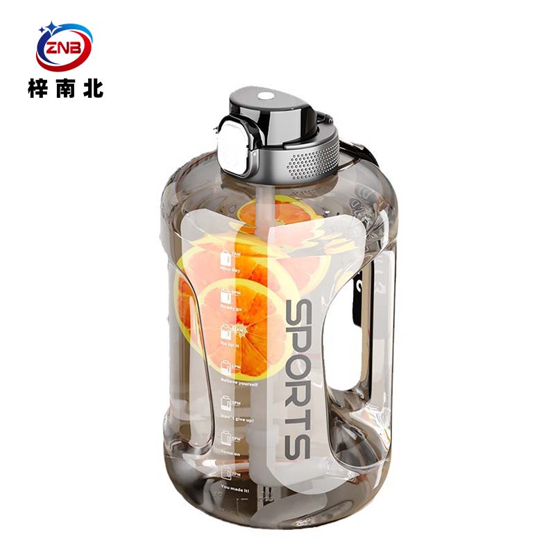 梓南北 大容量垃圾桶 1700ML 个高清大图