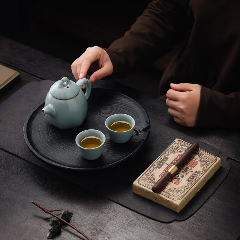 宏裕龙腾·皮盒茶与壶套装HYCY1016 (5头)HYCY1016高清大图