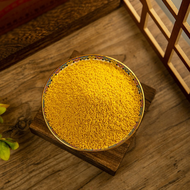 沁州黄沁州牌绿色小米350g自立袋3