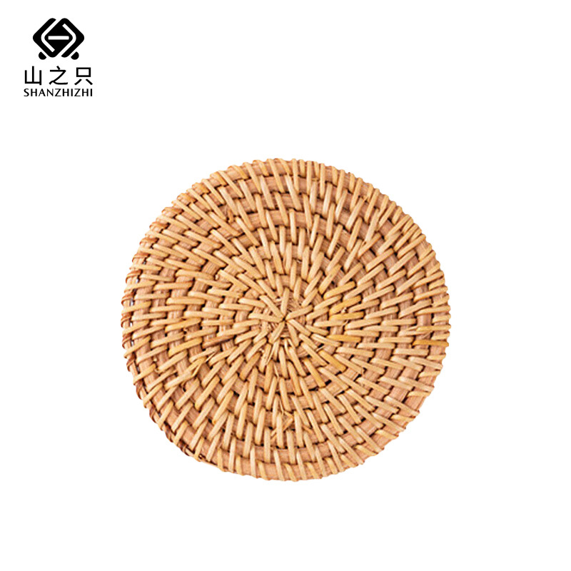 山之只 藤编防滑隔热餐垫 8*8cm 块