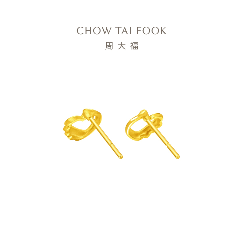 周大福珠宝时尚天鹅心形足金黄金耳钉耳饰计价(工费:120元)F221415