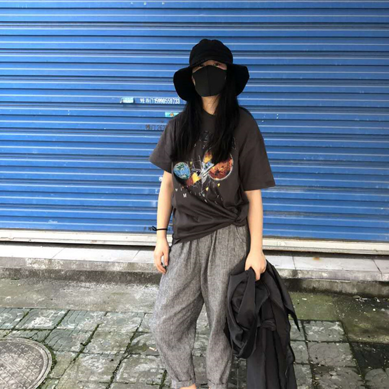 式复时髦好看灰系猩球战印花圆领短袖T恤混灰咖均