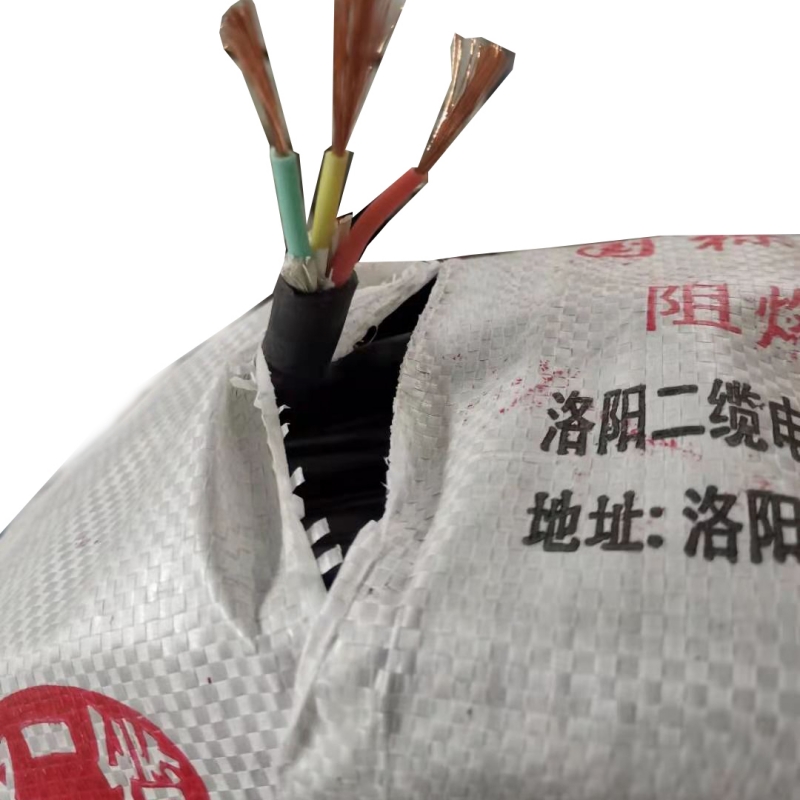 洛二缆YZ-3*25铜芯橡套电缆(100米/卷)高清大图