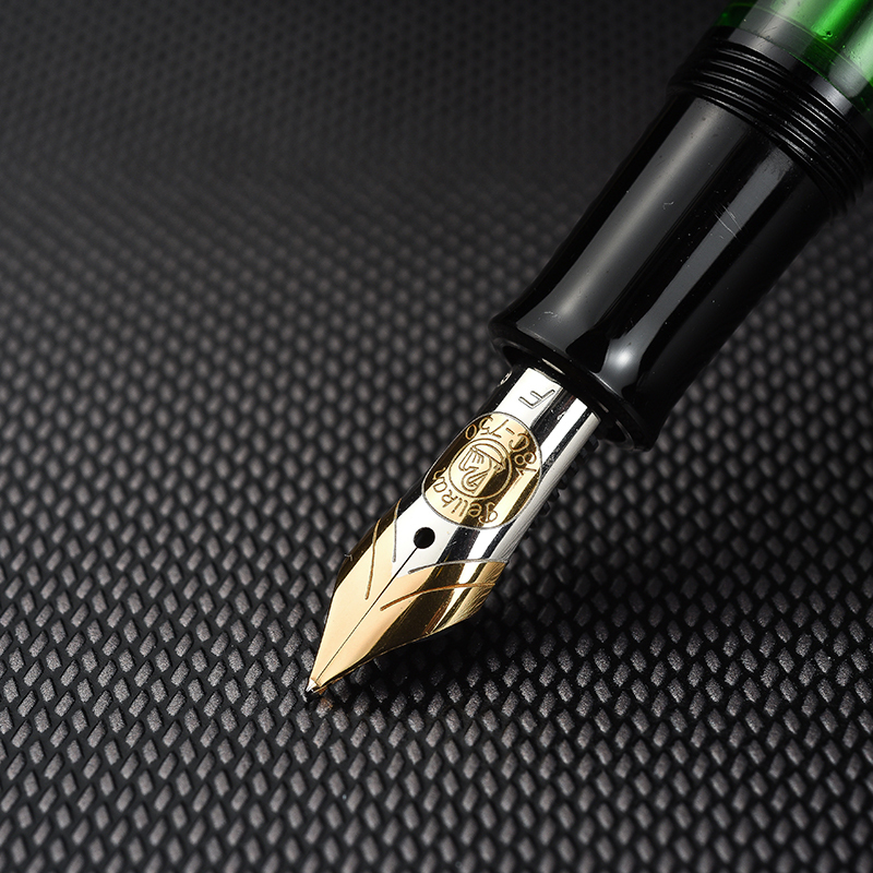 德国百利金(Pelikan )M900 Todelo金雕18K金尖钢笔墨水笔礼品笔