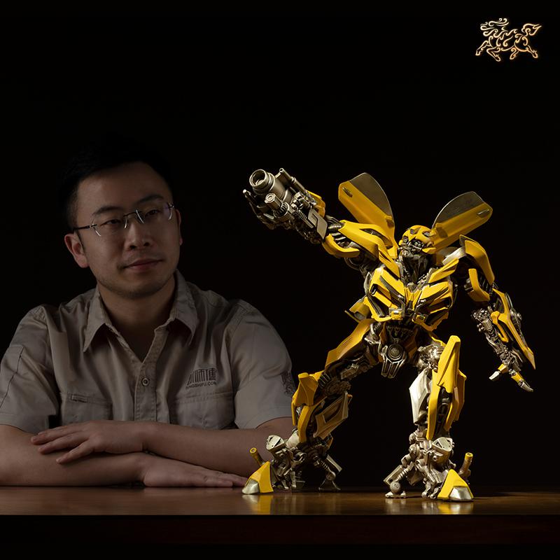 美帮汇授权《变形金刚5》中号大蜂版 手办模型 摆件高清大图